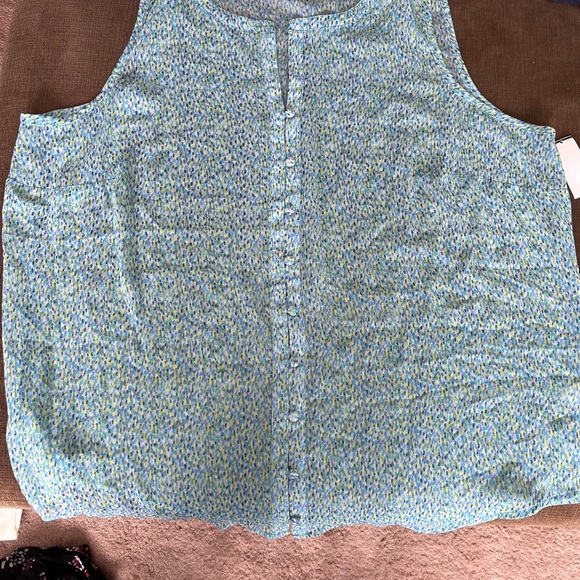 Ladies tops - Picture 9 of 15